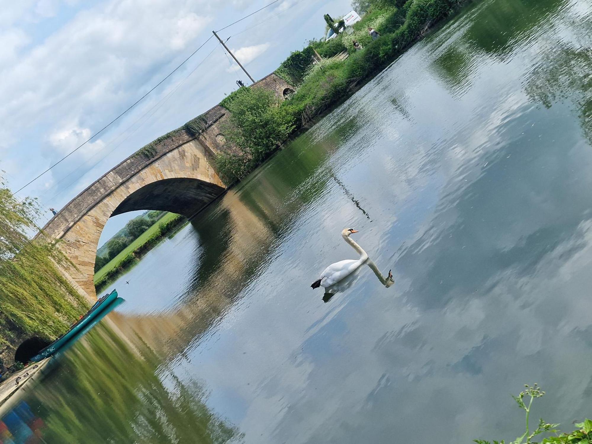 The Riverside Lechlade Εξωτερικό φωτογραφία